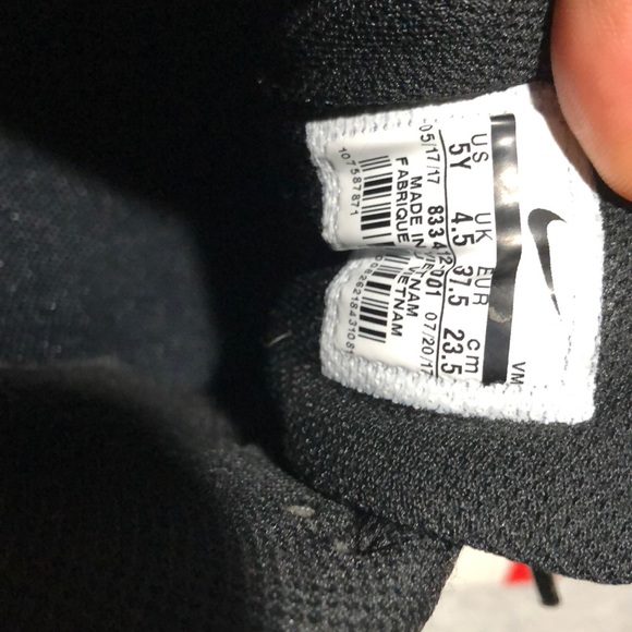 BLACK NIKE AIR MAX - Picture 6 of 7